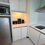 Comar Place Klcc Twin Towers Serviced Apartment